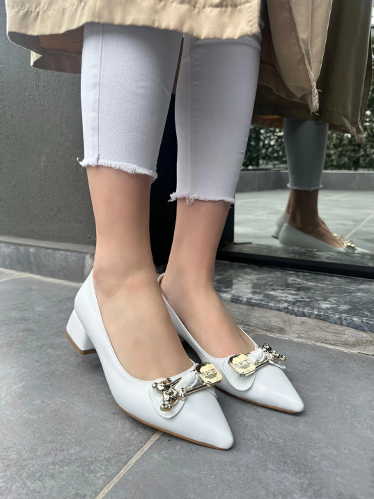 Jies Beyaz Topuklu Ayakkabı Jies Beyaz Topuklu Ayakkabı