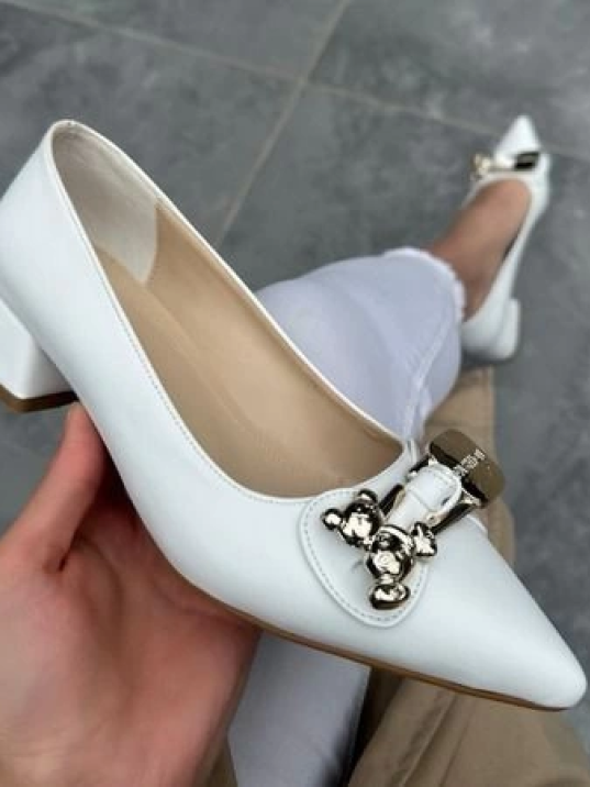 Jies Beyaz Topuklu Ayakkabı Jies Beyaz Topuklu Ayakkabı