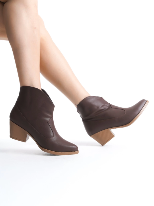 Jilla Kahverengi Cilt Tak Çıkar Topuklu Bot Ve Çizme Jilla Kahverengi Cilt Tak Çıkar Topuklu Bot Ve Çizme