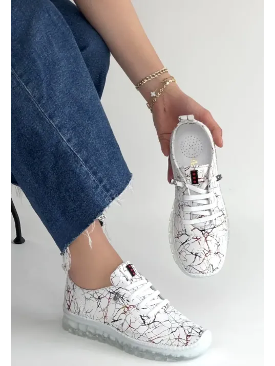 Jiten Beyaz Desenli Deri Bağcıklı Spor Ayakkabı