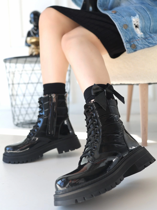 Josse Siyah Rugan Bağcıklı Bot Josse Siyah Rugan Bağcıklı Bot