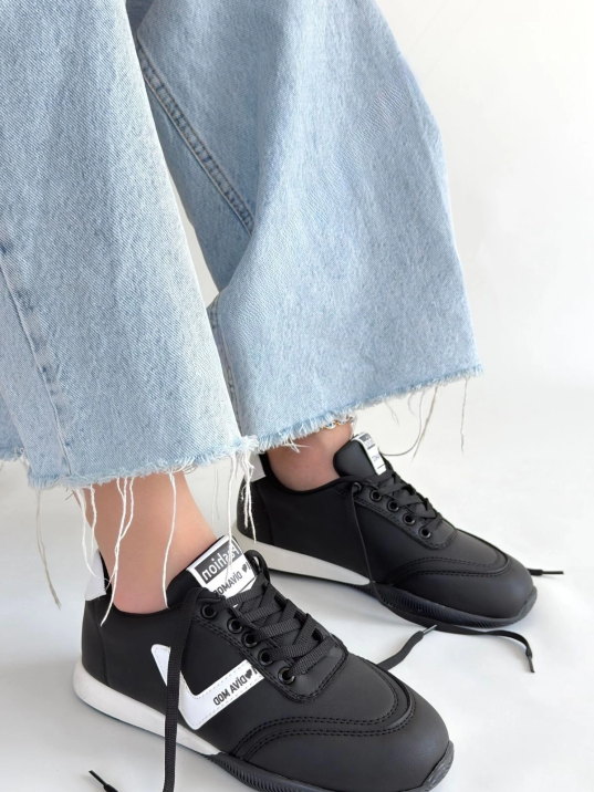 Jowen Siyah Cilt Beyaz Detaylı Bağcıklı Spor Ayakkabı Jowen Siyah Cilt Beyaz Detaylı Bağcıklı Spor Ayakkabı