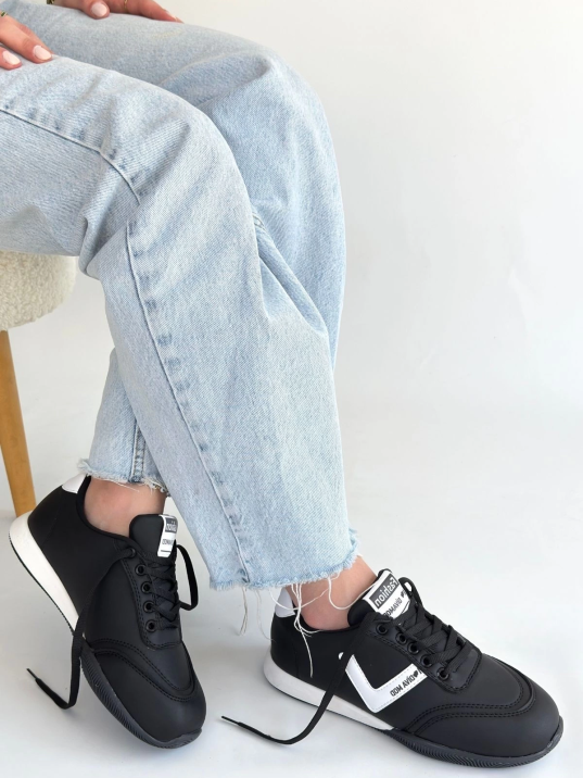 Jowen Siyah Cilt Beyaz Detaylı Bağcıklı Spor Ayakkabı Jowen Siyah Cilt Beyaz Detaylı Bağcıklı Spor Ayakkabı