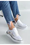 Junda Beyaz Cilt Bağcıklı Spor Ayakkabı