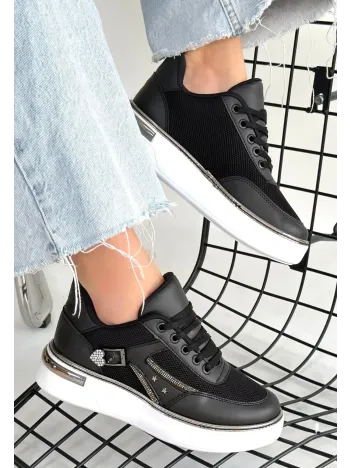 Junda Siyah Cilt Bağcıklı Spor Ayakkabı