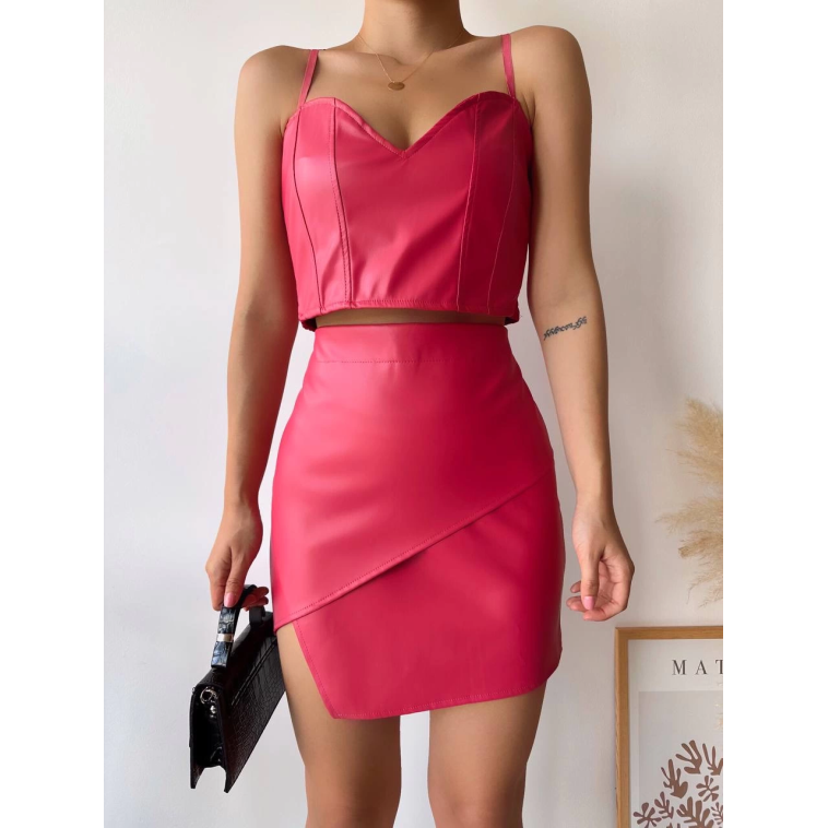 Kapaklı asimetrik model deri etek pembe s240106 Kapaklı asimetrik model deri etek pembe s240106