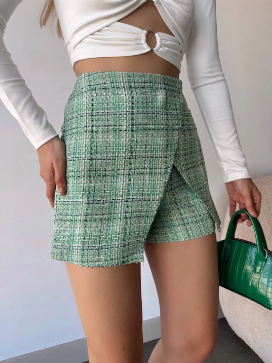 Kapaklı tüvit şort etek yeşil Kapaklı tüvit şort etek yeşil