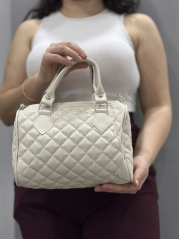 Kapaksız kapitone krem cilt çanta