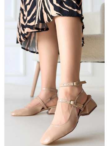 Karmi Nude Rugan Topuklu Ayakkabı Karmi Nude Rugan Topuklu Ayakkabı