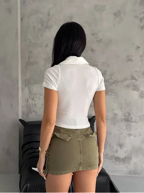 Kaşkorse Yaka Fermuarlı Bluz Beyaz