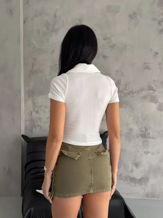 Kaşkorse Yaka Fermuarlı Bluz Beyaz