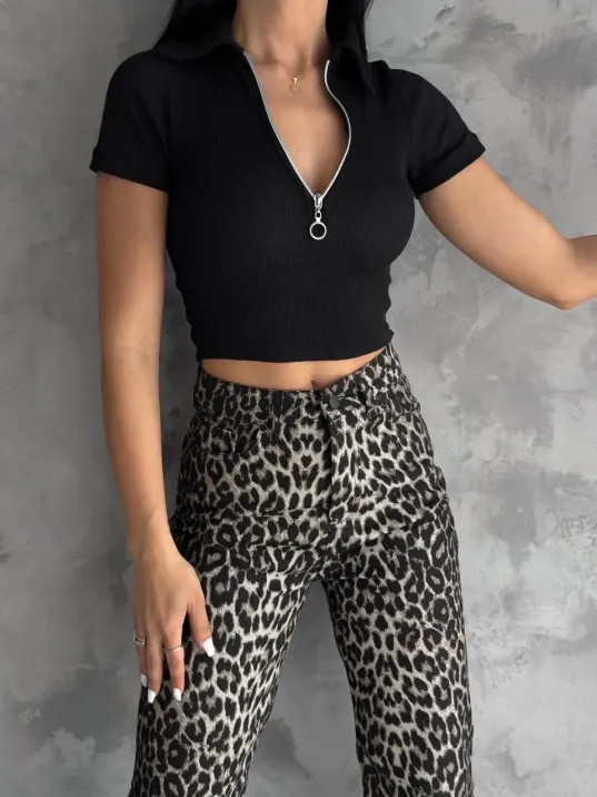 Kaşkorse Yaka Fermuarlı Bluz Siyah