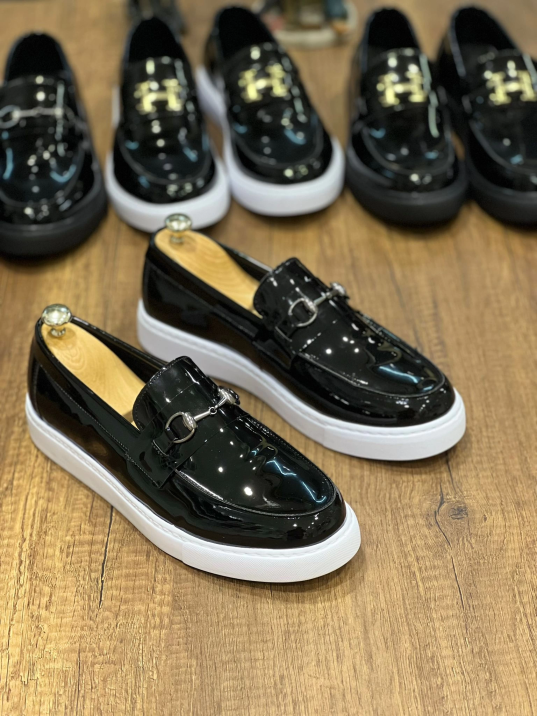 KB-027 Kuback Bağcıksız Siyah Rugan G Günlük Erkek Ayakkabı KB-027 Kuback Bağcıksız Siyah Rugan G Günlük Erkek Ayakkabı