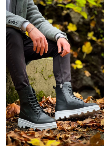 KB-0993 Kuback Siyah Cilt Beyaz Yüksek Taban Postal Bot KB-0993 Kuback Siyah Cilt Beyaz Yüksek Taban Postal Bot