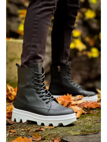 KB-0993 Kuback Siyah Cilt Beyaz Yüksek Taban Postal Bot KB-0993 Kuback Siyah Cilt Beyaz Yüksek Taban Postal Bot