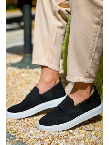 KB-114  Kuback Siyah Triko Yüksek Taban Bağcıksız Günlük Erkek Ayakkabı KB-114  Kuback Siyah Triko Yüksek Taban Bağcıksız Günlük Erkek Ayakkabı