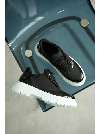 KB-X201 Kuback Siyah Rugan Paraşüt Günlük Erkek Ayakkabı KB-X201 Kuback Siyah Rugan Paraşüt Günlük Erkek Ayakkabı