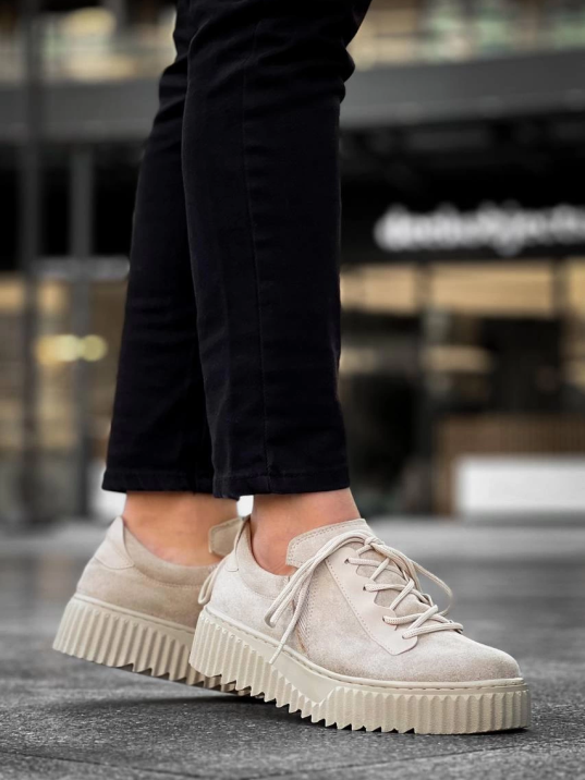 KB-X502  Kuback Bej Süet Yüksek Bej Taban Bağcık Detaylı Lastikli Günlük Erkek Ayakkabı KB-X502  Kuback Bej Süet Yüksek Bej Taban Bağcık Detaylı Lastikli Günlük Erkek Ayakkabı