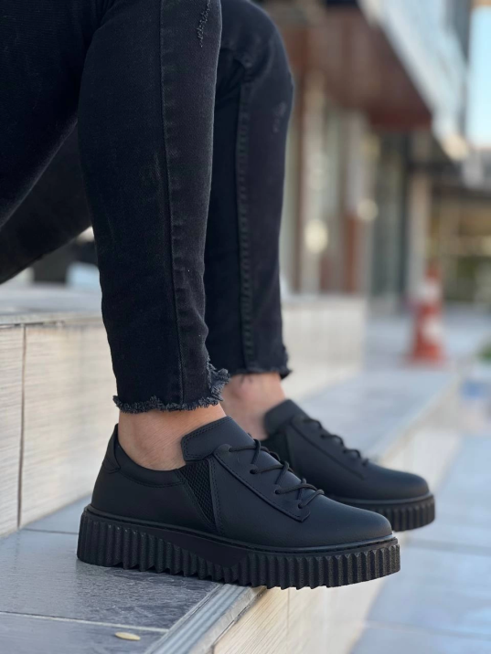 KB-X502  Kuback Siyah Cilt Yüksek Siyah Taban Bağcık Detaylı Lastikli Günlük Erkek Ayakkabı KB-X502  Kuback Siyah Cilt Yüksek Siyah Taban Bağcık Detaylı Lastikli Günlük Erkek Ayakkabı