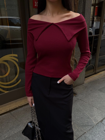 Kelebek yaka uzun kol bluz bordo Kelebek yaka uzun kol bluz bordo