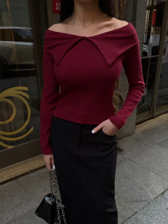 Kelebek Yaka Uzun Kol Bluz Bordo