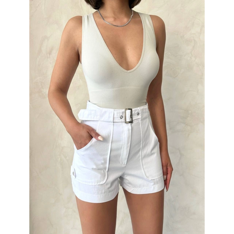 Kemer detaylı gabardin şort beyaz s25289 Kemer detaylı gabardin şort beyaz s25289