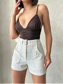 Kemer Detaylı Gabardin Şort Krem S25289