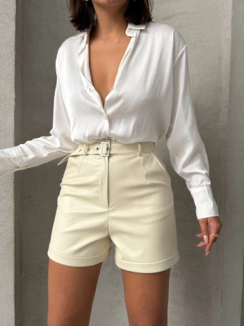 Kemerli deri şort krem h241003 Kemerli deri şort krem h241003