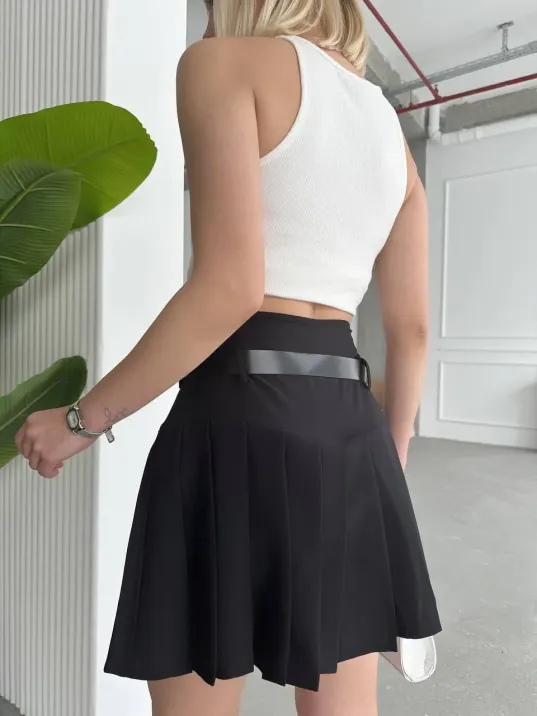 Kemerli Pikseli Şort Etek Kemerli Pikseli Şort Etek