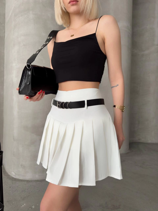 Kemerli piliseli şort etek beyaz s25305 Kemerli piliseli şort etek beyaz s25305