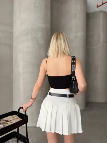 Kemerli Piliseli Şort Etek Beyaz S25305