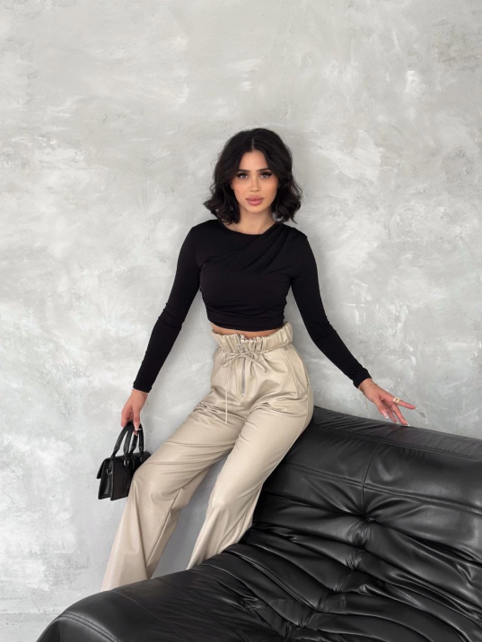Kendinden ince kemerli deri pantolon bej t1178 Kendinden ince kemerli deri pantolon bej t1178