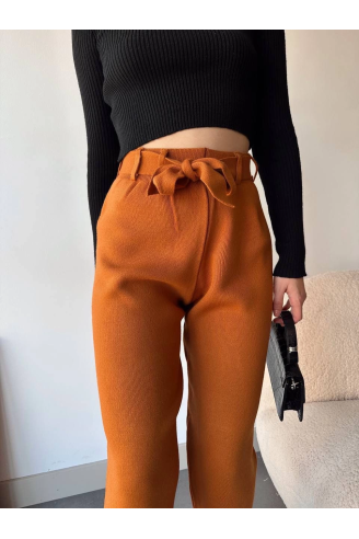 Kendinden kemerli triko pantolon camel