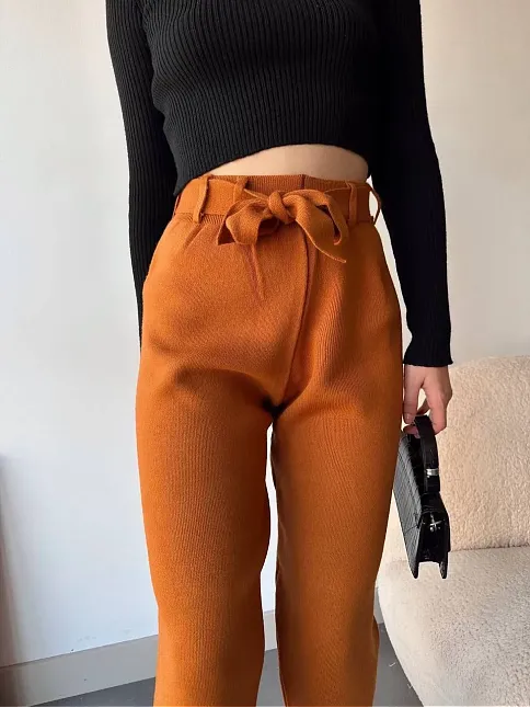 Kendinden Kemerli Triko Pantolon Camel