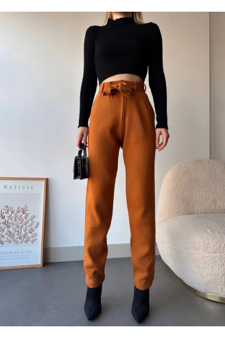 Kendinden kemerli triko pantolon camel