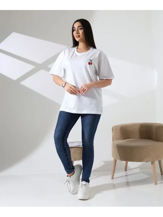 Kiraz İşlemeli Tişört Kiraz İşlemeli Tişört