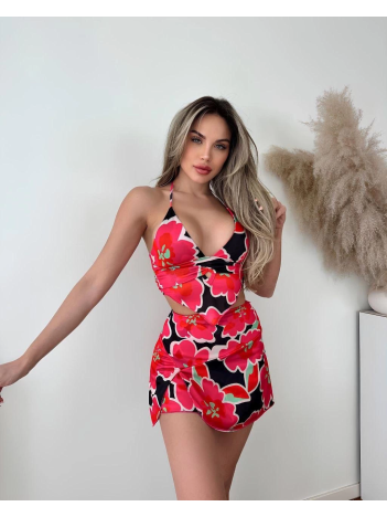 Kırmızı desenli alt üst takım