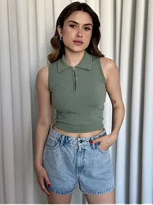 Kısa Fermuarlı Crop