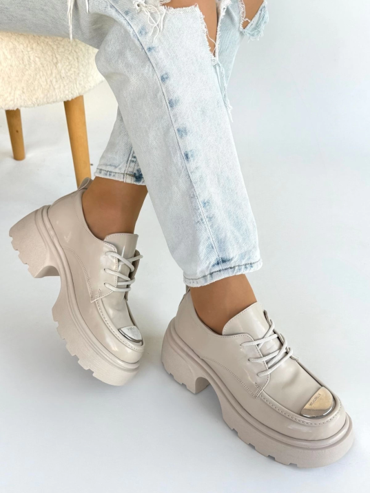 Kiya Bej Rugan Dolgu Topuk Oxford Ayakkabı Kiya Bej Rugan Dolgu Topuk Oxford Ayakkabı