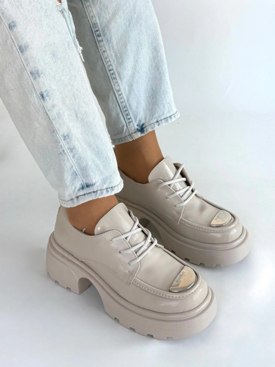 Kiya Bej Rugan Dolgu Topuk Oxford Ayakkabı Kiya Bej Rugan Dolgu Topuk Oxford Ayakkabı