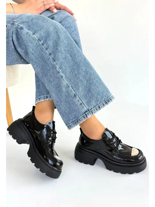 Kiya Siyah Rugan Dolgu Topuk Oxford Ayakkabı Kiya Siyah Rugan Dolgu Topuk Oxford Ayakkabı