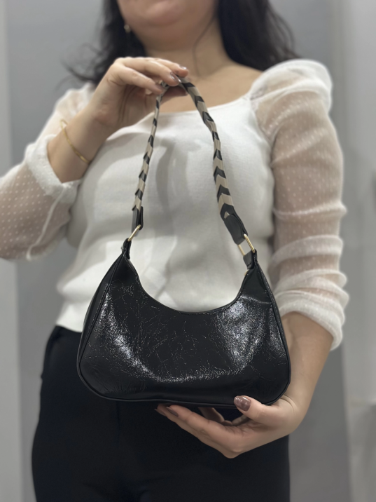 Kraş siyah cilt çanta