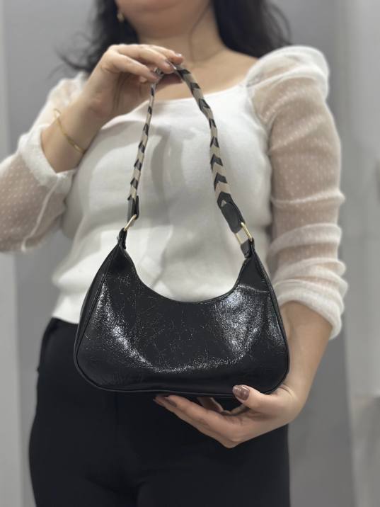 Kraş siyah cilt çanta