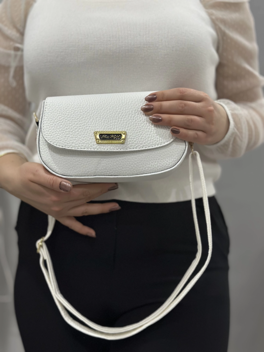Beyaz cilt jessi çanta