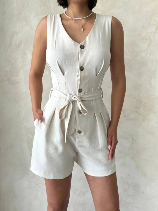 Kuşaklı şortlu tulum Kuşaklı şortlu tulum