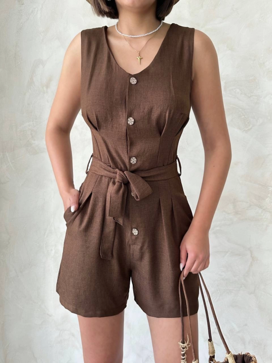 Kuşaklı şortlu tulum Kuşaklı şortlu tulum