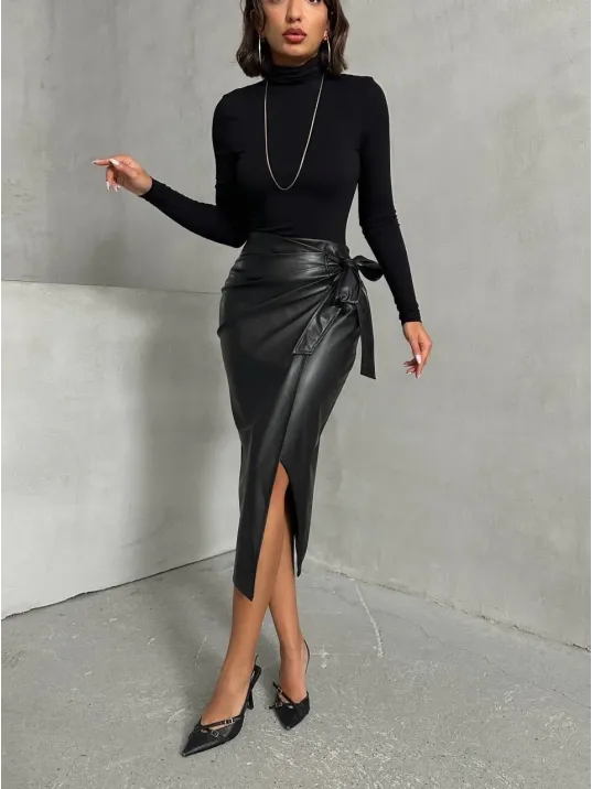 Kuşaklı Uzun Deri Etek Siyah H26414