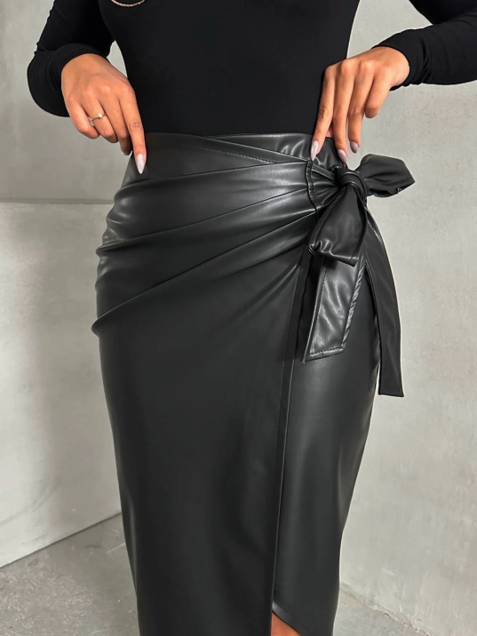 Kuşaklı uzun deri etek siyah h26414