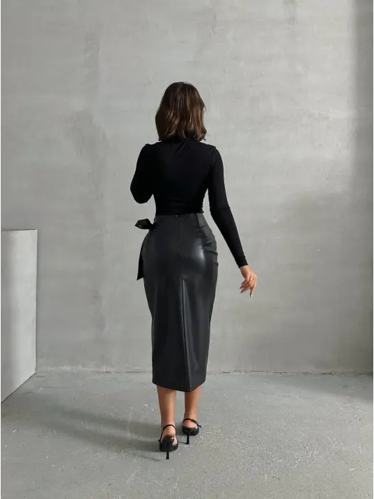 Kuşaklı Uzun Deri Etek Siyah H26414