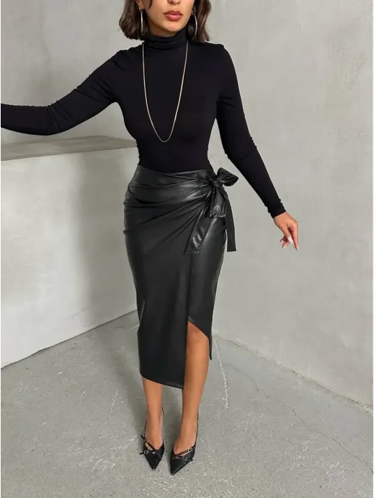 Kuşaklı Uzun Deri Etek Siyah H26414